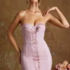 Koronkowa sukienka bandeau z wiązaniem w kolorze fioletowym Koronkowa sukienka bandeau z wiązaniem w kolorze fioletowym