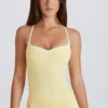 Koszulka bez rękawów Soft Active z krzyżującymi się ramiączkami w kolorze cytrynowym Koszulka bez rękawów Soft Active z krzyżującymi się ramiączkami w kolorze cytrynowym