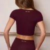 Krótki top Soft Active z dekoltem w kształcie serca w kolorze bordowym Krótki top Soft Active z dekoltem w kształcie serca w kolorze bordowym