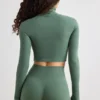 Krótki top z golfem Soft Active w kolorze khaki Krótki top z golfem Soft Active w kolorze khaki