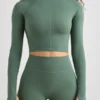 Krótki top z golfem Soft Active w kolorze khaki Krótki top z golfem Soft Active w kolorze khaki