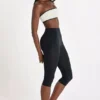 Legginsy Soft Active Capri w kolorze czarnym Legginsy Soft Active Capri w kolorze czarnym