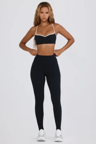 Legginsy Soft Active z średnim stanem w kolorze czarnym