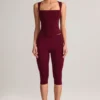 Legginsy Suri z modalu, średni stan, długość capri, kolor winny Legginsy Suri z modalu, średni stan, długość capri, kolor winny