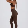 Legginsy z marszczonymi wstawkami z szczotkowanego dżerseju, średni stan, w kolorze orzechowym Legginsy z marszczonymi wstawkami z szczotkowanego dżerseju, średni stan, w kolorze orzechowym