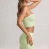 Mini spódnica Zuri z modalu o średnim stanie i kroju litery A w kolorze szałwiowej zieleni Mini spódnica Zuri z modalu o średnim stanie i kroju litery A w kolorze szałwiowej zieleni