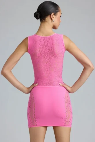 Mini spódniczka Joni z ozdobami, o średniej wysokości talii, w kolorze Bubblegum Pink Mini spódniczka Joni z ozdobami, o średniej wysokości talii, w kolorze Bubblegum Pink