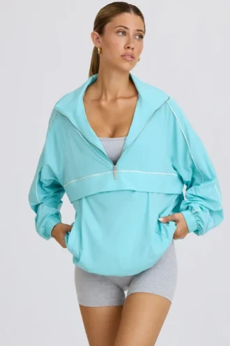 Oversizowa bluza dresowa w kolorze aqua Oversizowa bluza dresowa w kolorze aqua
