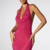 Raquel – sukienka mini z ozdobnym, głęboko wycięty dekoltem w stylu cowl neck w kolorze gorącego różu