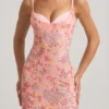 Różowa sukienka bodycon z ozdobami Velena Różowa sukienka bodycon z ozdobami Velena