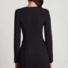 Samantae – mini sukienka w stylu marynarki z zapięciem na jeden rząd guzików, kolor czarny Samantae – mini sukienka w stylu marynarki z zapięciem na jeden rząd guzików, kolor czarny