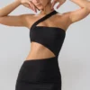 Shyla – obcisła sukienka mini z marszczonymi wycięciami z czarnego jerseyu Shyla – obcisła sukienka mini z marszczonymi wycięciami z czarnego jerseyu