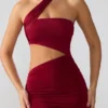 Shyla Slinky Jersey Ruched Cut Out Sukienka Mini w kolorze rubinowym Shyla Slinky Jersey Ruched Cut Out Sukienka Mini w kolorze rubinowym