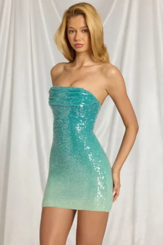 Sukienka bandeau Alessi w kolorze niebieskim ombre