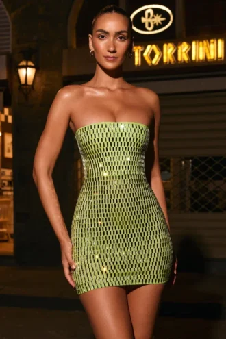 Sukienka bandeau Aurora z zdobieniami w kolorze gruszkowej zieleni Sukienka bandeau Aurora z zdobieniami w kolorze gruszkowej zieleni