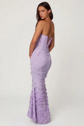 Sukienka maxi Amal z wiązaniem w kolorze liliowym Sukienka maxi Amal z wiązaniem w kolorze liliowym