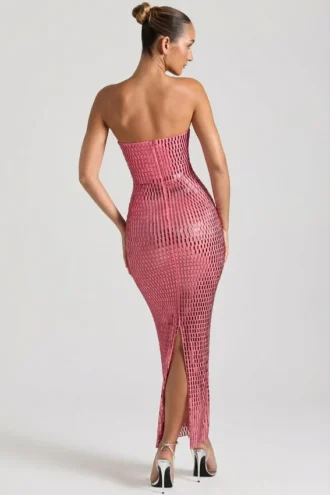 Sukienka maxi Amaya z ozdobnym dekoltem bandeau w kolorze arbuzowym Sukienka maxi Amaya z ozdobnym dekoltem bandeau w kolorze arbuzowym
