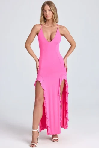 Sukienka maxi Coraline z marszczonymi falbanami w kolorze Lollipop Pink Sukienka maxi Coraline z marszczonymi falbanami w kolorze Lollipop Pink