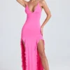 Sukienka maxi Coraline z marszczonymi falbanami w kolorze Lollipop Pink Sukienka maxi Coraline z marszczonymi falbanami w kolorze Lollipop Pink