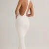Sukienka maxi Imelda z modalu z tyłem typu racerback w kolorze białym Sukienka maxi Imelda z modalu z tyłem typu racerback w kolorze białym