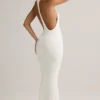 Sukienka maxi Imelda z modalu z tyłem typu racerback w kolorze białym Sukienka maxi Imelda z modalu z tyłem typu racerback w kolorze białym