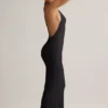 Sukienka maxi Imelda z modalu z tyłem typu racerback w kolorze czarnym Sukienka maxi Imelda z modalu z tyłem typu racerback w kolorze czarnym