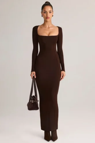 Sukienka maxi Lux Modal z kwadratowym dekoltem w kolorze czekoladowego brązu Sukienka maxi Lux Modal z kwadratowym dekoltem w kolorze czekoladowego brązu