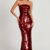 Sukienka maxi z ozdobnym stanikiem typu bandeau Nottola 3D w kolorze czerwonym Sukienka maxi z ozdobnym stanikiem typu bandeau Nottola 3D w kolorze czerwonym