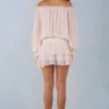 Sukienka Mini Alessia z odkrytymi ramionami i bufiastymi rękawami w kolorze kości słoniowej Sukienka Mini Alessia z odkrytymi ramionami i bufiastymi rękawami w kolorze kości słoniowej