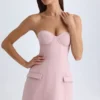 Sukienka Mini Arta bez ramiączek o kroju tulipana w kolorze różowo-fioletowym Sukienka Mini Arta bez ramiączek o kroju tulipana w kolorze różowo-fioletowym