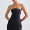 Sukienka Mini Haisley Bandeau Structured Tulip w kolorze czarnym Sukienka Mini Haisley Bandeau Structured Tulip w kolorze czarnym