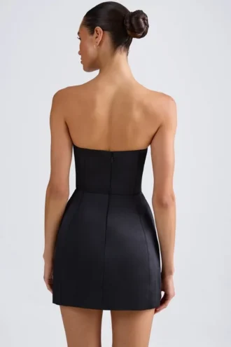 Sukienka Mini Haisley Bandeau Structured Tulip w kolorze czarnym Sukienka Mini Haisley Bandeau Structured Tulip w kolorze czarnym