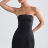 Sukienka Mini Haisley Bandeau Structured Tulip w kolorze czarnym Sukienka Mini Haisley Bandeau Structured Tulip w kolorze czarnym
