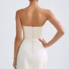Sukienka Mini Haisley z usztywnionym stanikiem typu bandeau w kolorze kości słoniowej Sukienka Mini Haisley z usztywnionym stanikiem typu bandeau w kolorze kości słoniowej