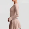 Sukienka mini z plisami i długimi rękawami Fiorella w kolorze grzybowym Sukienka mini z plisami i długimi rękawami Fiorella w kolorze grzybowym