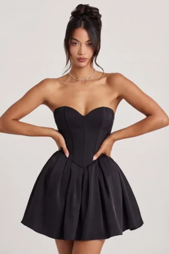 Sukienka Mini z tiulu Emeline Corset w kolorze kruczoczarnym Sukienka Mini z tiulu Emeline Corset w kolorze kruczoczarnym