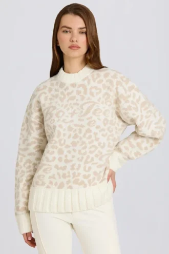Sweter oversize z dzianiny żakardowej w kolorze lodowym
