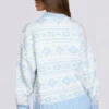 Sweter oversize z dzianiny żakardowej w kolorze pudrowego błękitu Sweter oversize z dzianiny żakardowej w kolorze pudrowego błękitu