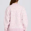 Sweter oversize z dzianiny żakardowej w kolorze różowym Sweter oversize z dzianiny żakardowej w kolorze różowym