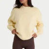 Sweter oversize z dzianiny prążkowanej w kolorze cytrynowym