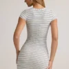 Szorty bodycon z krótkim rękawem z modalu Jazlyn w niebiesko-żółte paski Szorty bodycon z krótkim rękawem z modalu Jazlyn w niebiesko-żółte paski
