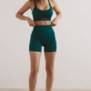 Szorty mini z wysokim stanem Define Luxe w kolorze jadeitowej zieleni Szorty mini z wysokim stanem Define Luxe w kolorze jadeitowej zieleni