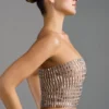 Top bandeau Charnelle z zdobieniami w kolorze migdałowym Top bandeau Charnelle z zdobieniami w kolorze migdałowym