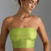 Top bandeau Nanaka z ozdobnymi ramiączkami z tyłu w kolorze gruszkowej zieleni Top bandeau Nanaka z ozdobnymi ramiączkami z tyłu w kolorze gruszkowej zieleni