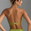 Top bandeau Nanaka z ozdobnymi ramiączkami z tyłu w kolorze gruszkowej zieleni Top bandeau Nanaka z ozdobnymi ramiączkami z tyłu w kolorze gruszkowej zieleni