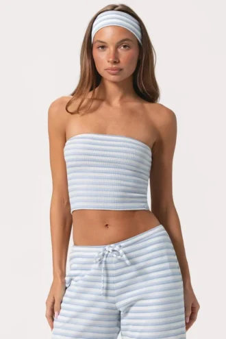 Top bandeau z prążkowanej dzianiny w niebieskie paski