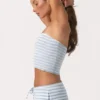 Top bandeau z prążkowanej dzianiny w niebieskie paski Top bandeau z prążkowanej dzianiny w niebieskie paski