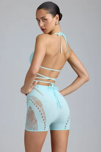 top bikini liberty z ozdobnymi krzyujcymi si ramiczkami w kolorze lodowoniebieskim 2 330x495 - Top bikini Liberty z ozdobnymi krzyżującymi się ramiączkami w kolorze lodowoniebieskim