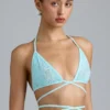 Top bikini Liberty z ozdobnymi krzyżującymi się ramiączkami w kolorze lodowoniebieskim Top bikini Liberty z ozdobnymi krzyżującymi się ramiączkami w kolorze lodowoniebieskim