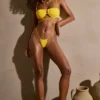 Top bikini z wieloma ramiączkami i fiszbinami Positano w kolorze złocistożółtym